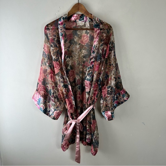 Vintage Victoria's Secret Gold Label Semi Sheer Kimono Robe One Size Floral 90’s - Picture 1 of 12
